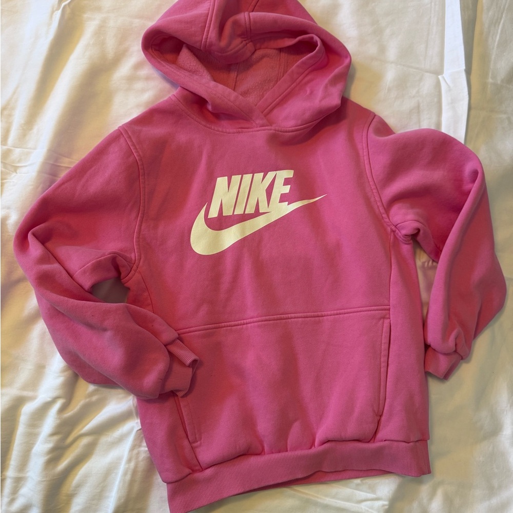Nike Fleece Hoodie in Vibrant Pink